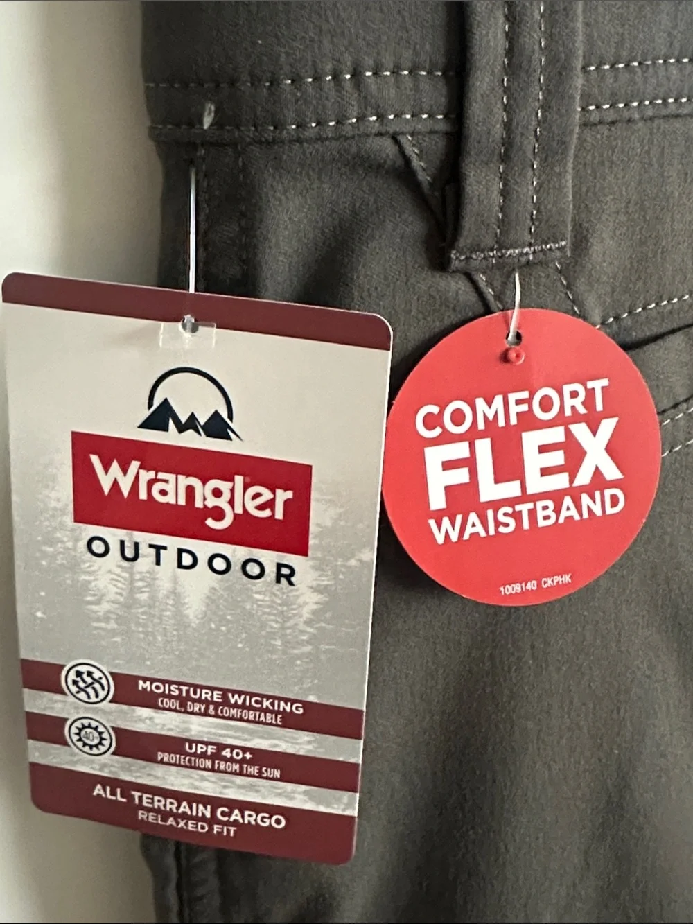 Wrangler® Men's Outdoor Performance Zip Cargo Short 38